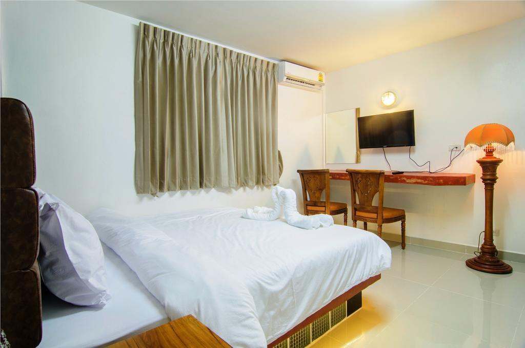 Khunsri Resort Art Boutique Hotel Pattaya Pokoj fotografie