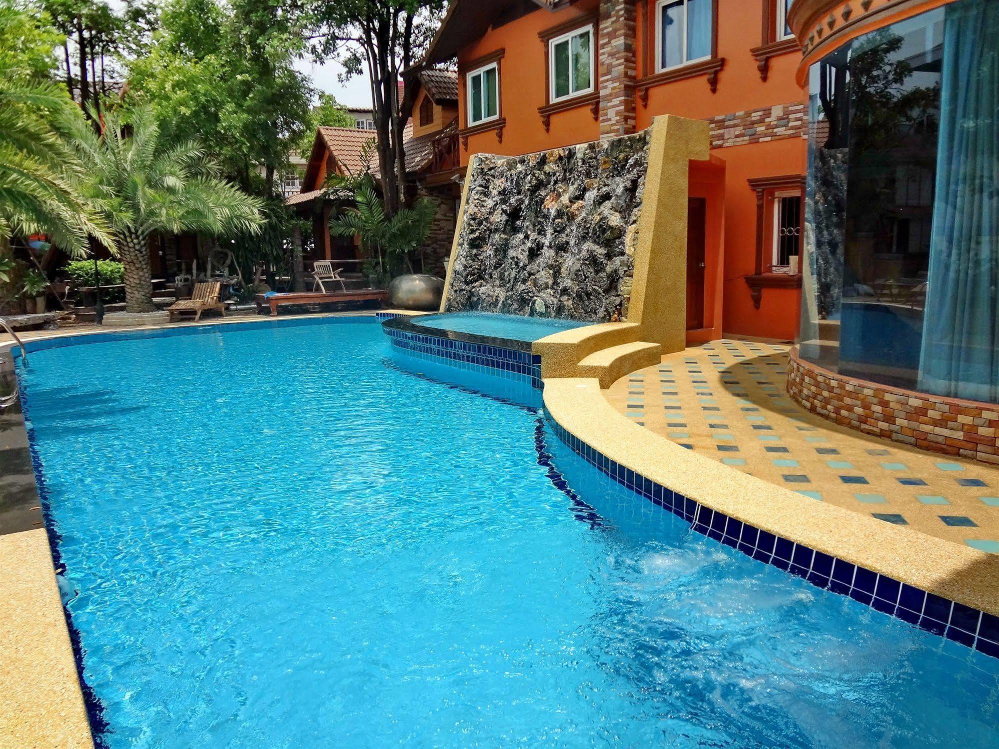 Khunsri Resort Art Boutique Hotel Pattaya Exteriér fotografie