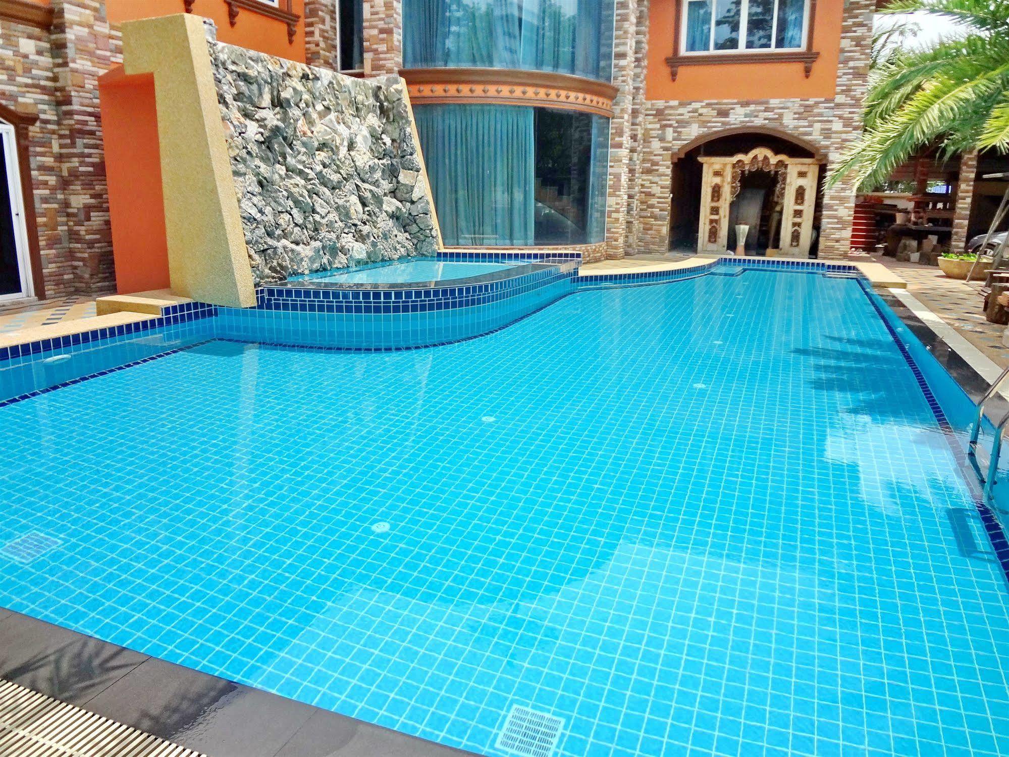 Khunsri Resort Art Boutique Hotel Pattaya Exteriér fotografie